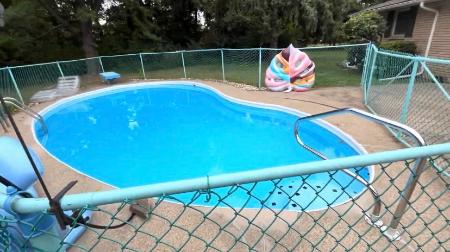 6 reasons you should pressure wash pool deck