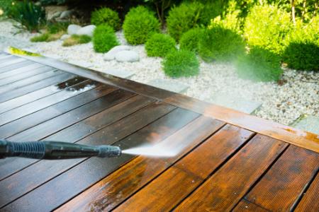 7 deck pressure washing tips