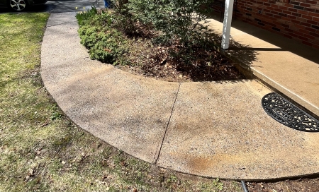 Cover 10 important tips for pressure washing your walkway in