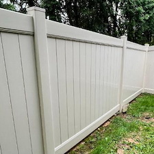 How to Pressure Wash Your Fence in 2024