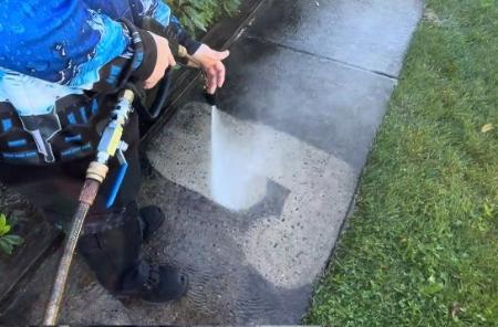 Why you need pressure washing for hoa common areas 003 min