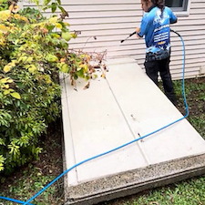 6 Reasons You Should Pressure Wash Your House