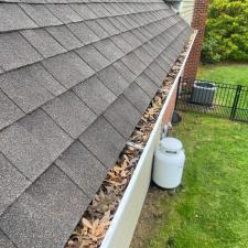 gutter-cleaning-made-new-in-south-whitehall-township-pa 2