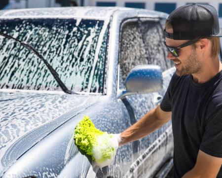 Why you should rinse your car with a pressure washer